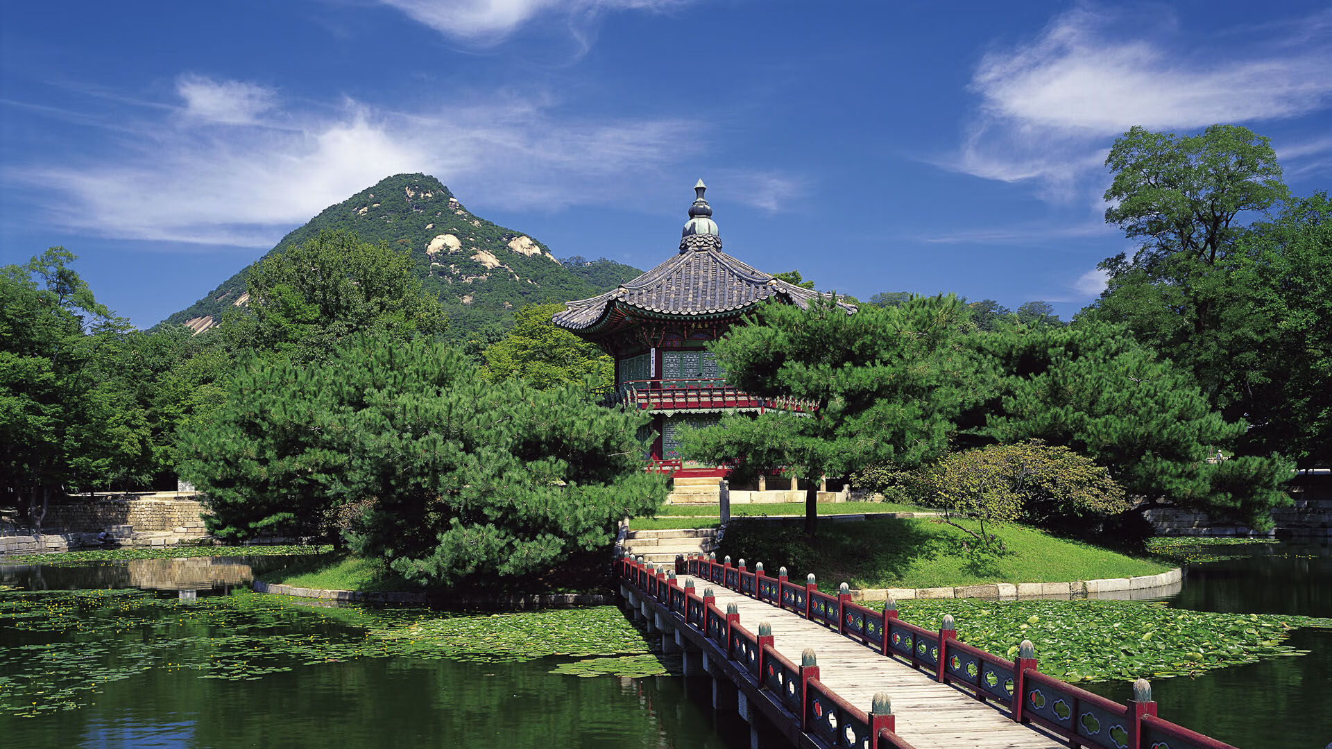 瑞士队长领衔破门，助力球队小组头名出线，瑞士队介绍