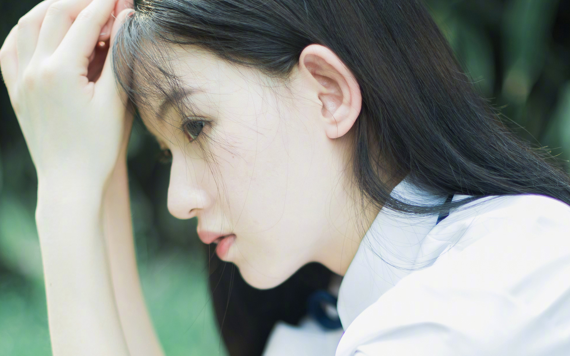 女足比赛中，中国队员赵某连入两球，中国女子足球队问责