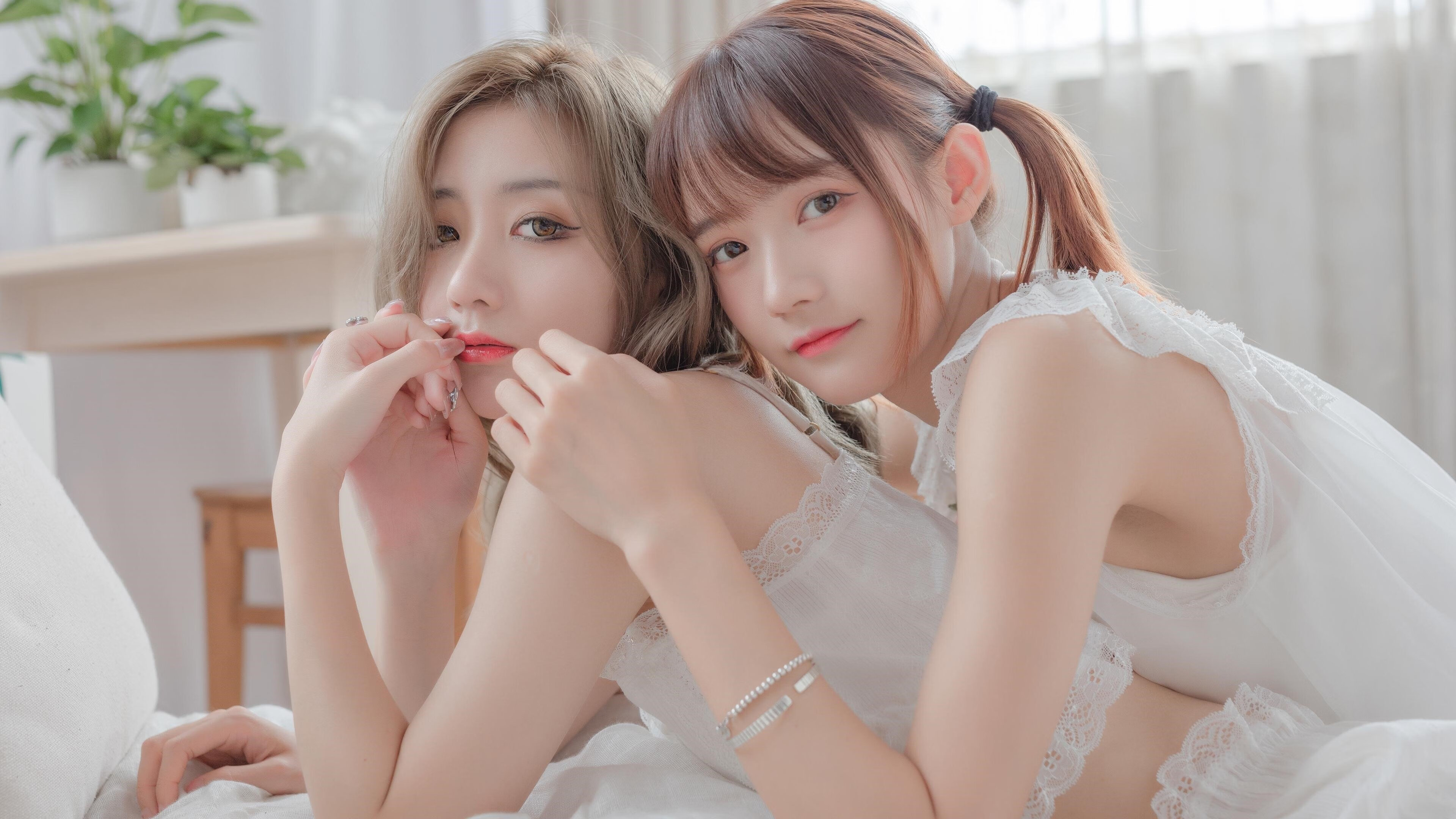 中国足球职业俱乐部转会市场活动频繁,中国足球转会规定